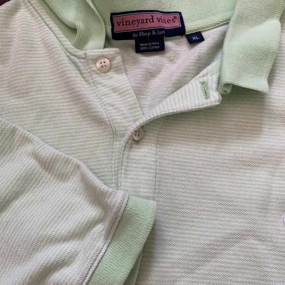Vineyard Vines XL Polo shirt - Picture 2 of 3